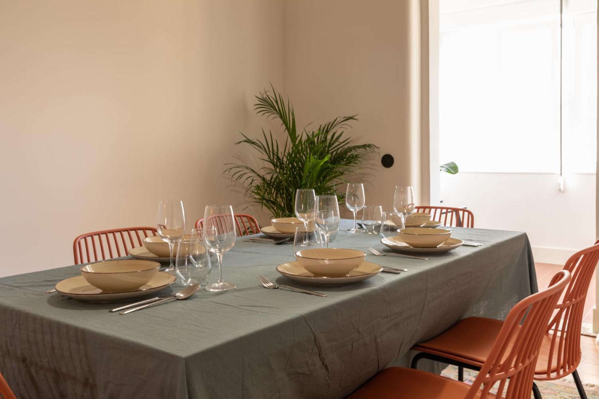 Alvalade 58 - Charming 2 Bedroom Apartment With Ac Near The Airport And City Center Lisboa Ngoại thất bức ảnh